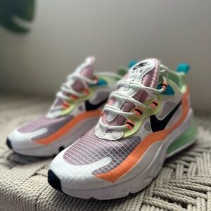 Nike Air Max 270 React SE